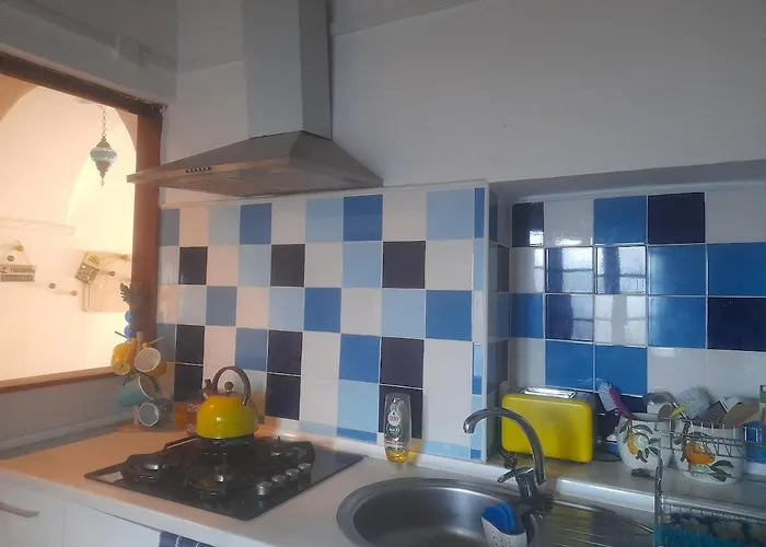 Blue&yellowhouse *