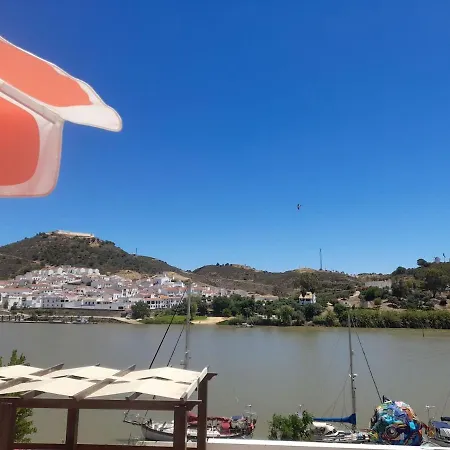 Blue&yellowhouse * Alcoutim